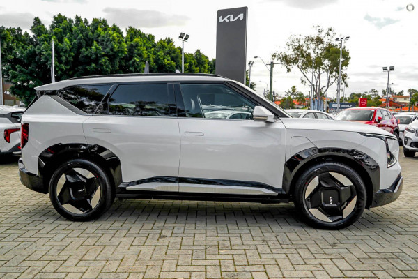 2026 Kia EV5 OVc Earth SUV Image 5