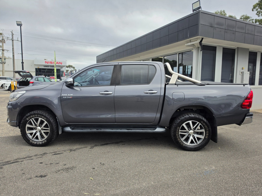 2019 Toyota HiLux  SR5 Dual Cab Ute Image 8