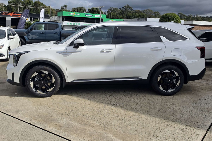 2025 Kia Sorento MQ4 PE HEV Sport+ SUV Image 4