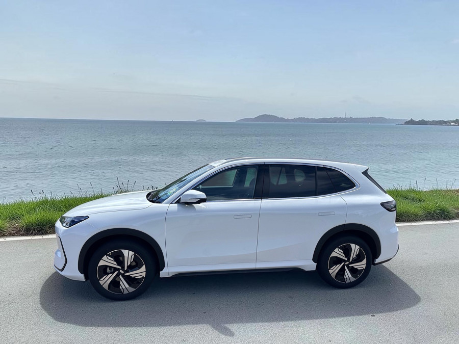 2026 Geely EX5 E245 Inspire Extended Range SUV Image 2