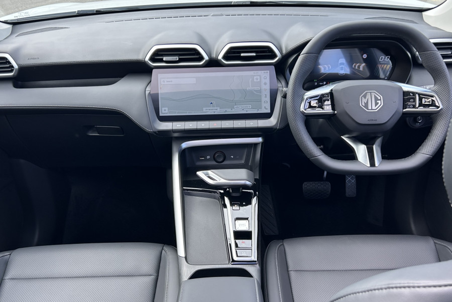 2025 MG ZS Essence SUV Image 13