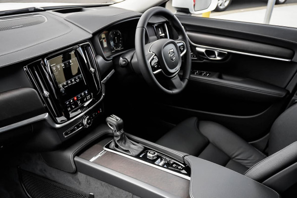 2019 MY20 Volvo V90 Cross Country D5 Wagon