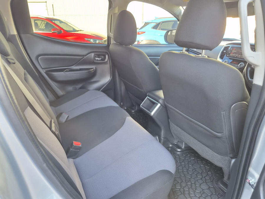 2021 MY22 Mitsubishi Triton MR GLX-R Ute Image 9