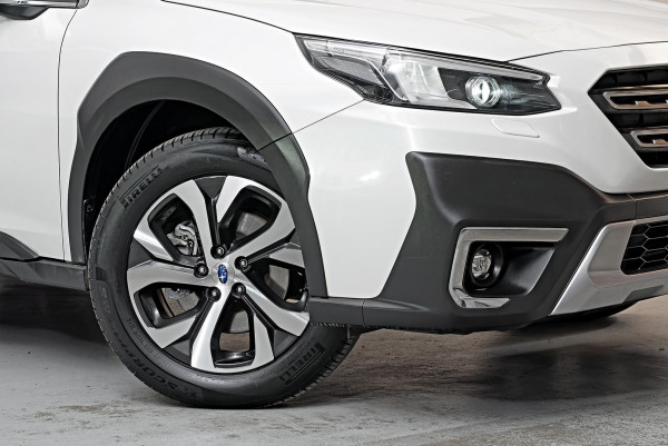 2021 Subaru Outback 6GEN AWD Touring SUV image 6