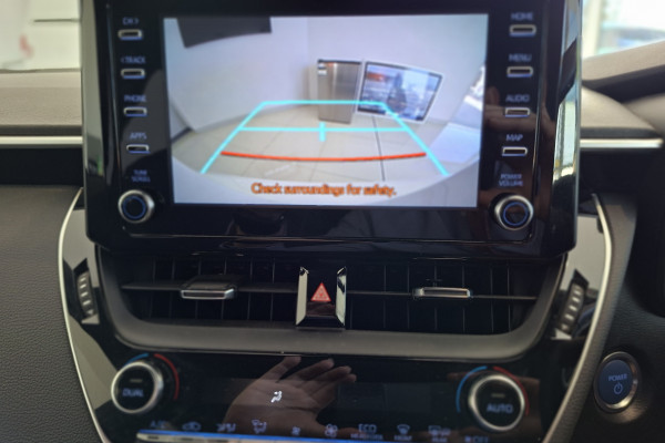 2022 Toyota Corolla ZWE219R  SX Hybrid Hatch Image 18