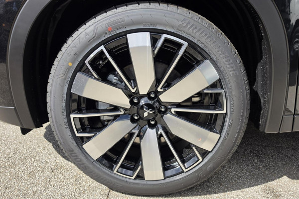 2026 MY25 Mitsubishi Outlander ZM Aspire SUV Image 3