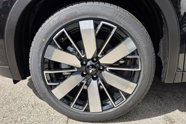 2026 MY25 Mitsubishi Outlander ZM Aspire SUV Image 3