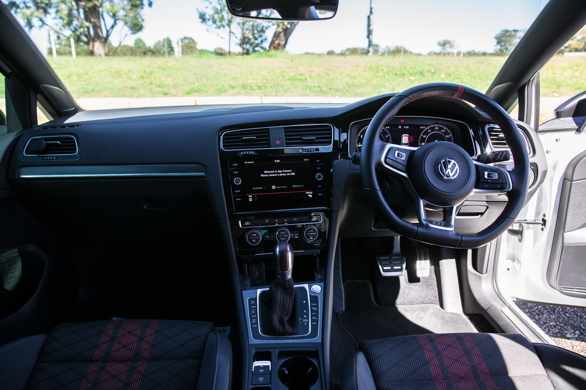 2020 Volkswagen Golf 7.5 GTi TCR Hatch Image 21