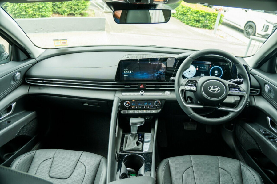 2024 Hyundai i30 CN7.V2 Premium Sedan Image 15