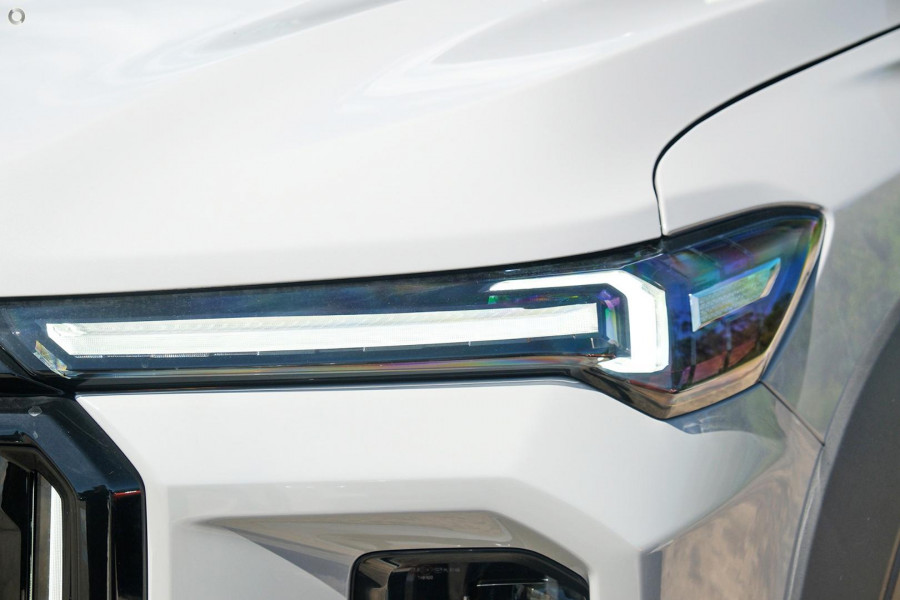2025 LDV D90 SV9A Executive SUV Image 15