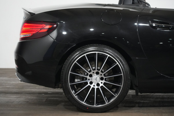 2018 Mercedes-Benz Slc 43 Convertible Image 6
