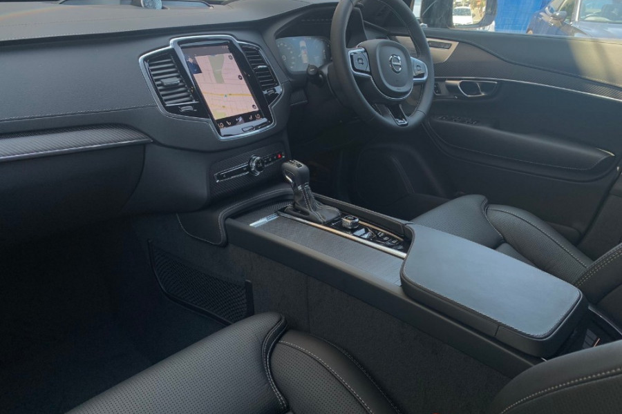 2020 Volvo XC90 L Series D5 R-Design Suv Image 7