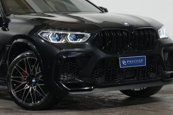 2021 BMW X6 M Competition SUV Image 2