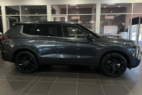 2024 Mitsubishi Outlander ZM Black Edition SUV