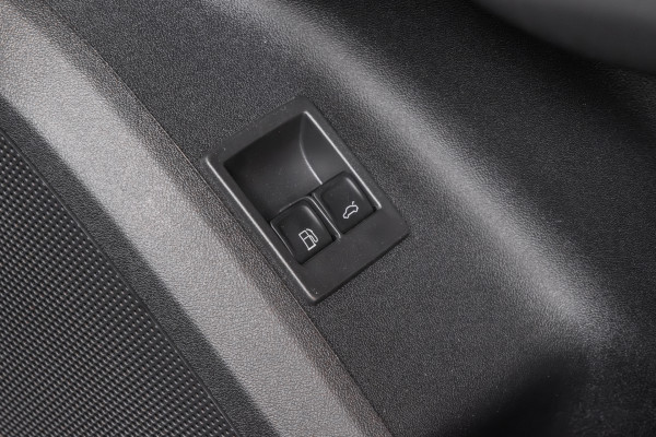 2025 MY26 Audi Q5 e-hybrid 270kW SUV image 15