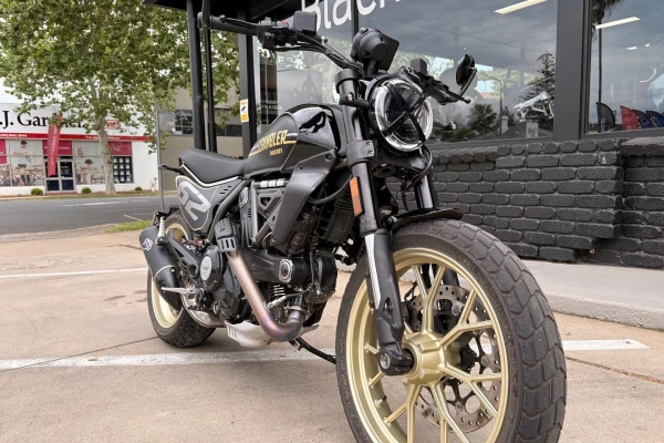 2025 Ducati Scrambler FULL THROTTLE Scrambler Image 2