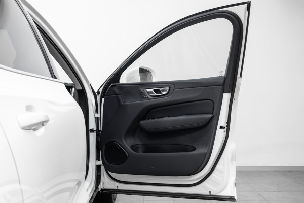 2026 Volvo XC60 UZ B5 Plus 2L Mild Hybrid AWD SUV Image 9