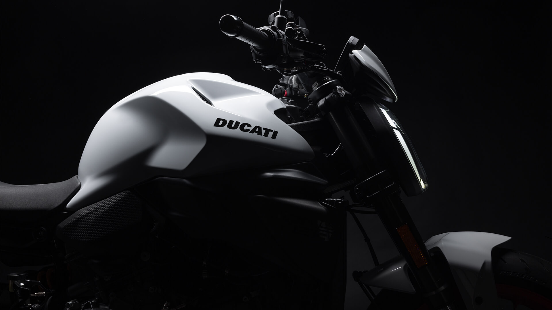 New Ducati Monster, Monster Plus Image