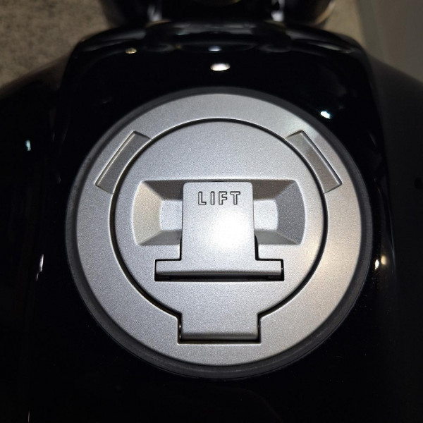 2024 BMW R 12 HL R 12 image 10