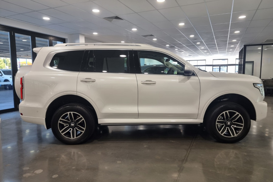 2024 GWM Tank 500 P03 Ultra Hybrid SUV Image 11