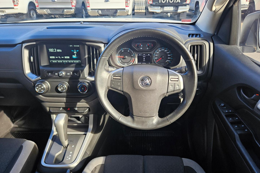 2020 Holden Colorado RG LS Crew Cab Pickup Image 15