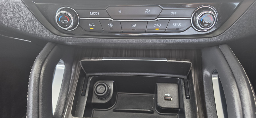 2022 LDV D90 SV9A Executive SUV Image 18