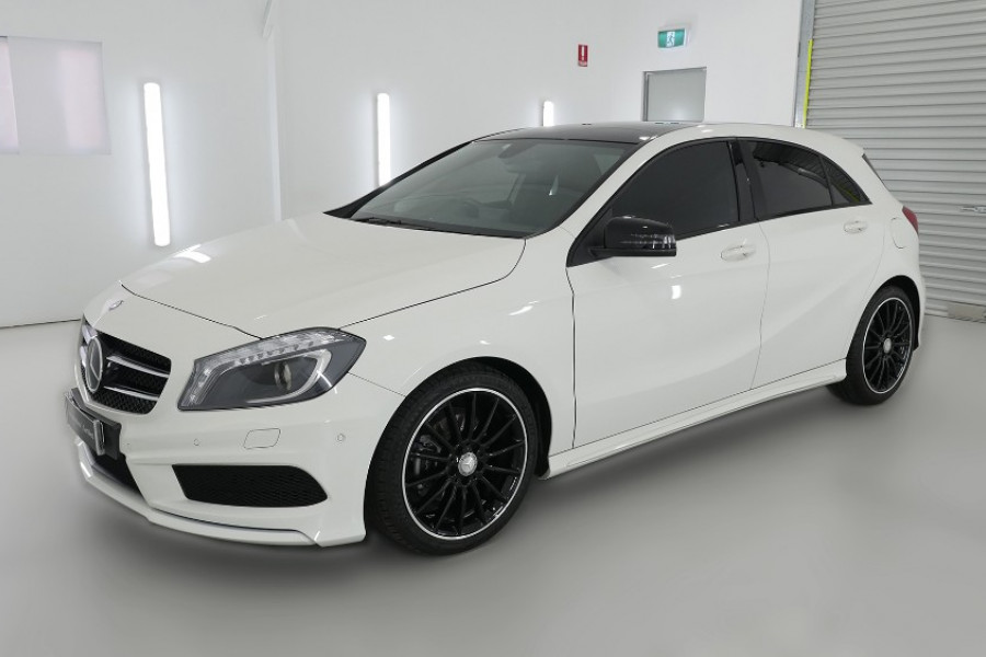 2015 MY06 Mercedes-Benz A-class W176 806MY A200 Hatchback Image 3