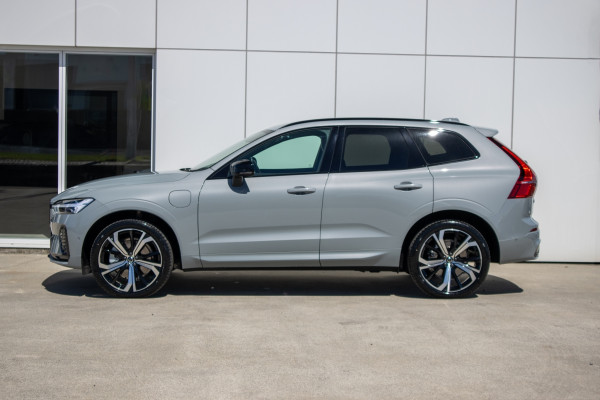 2025 Volvo XC60 UZ Ultra T8 Plug-In Hybrid SUV Image 6