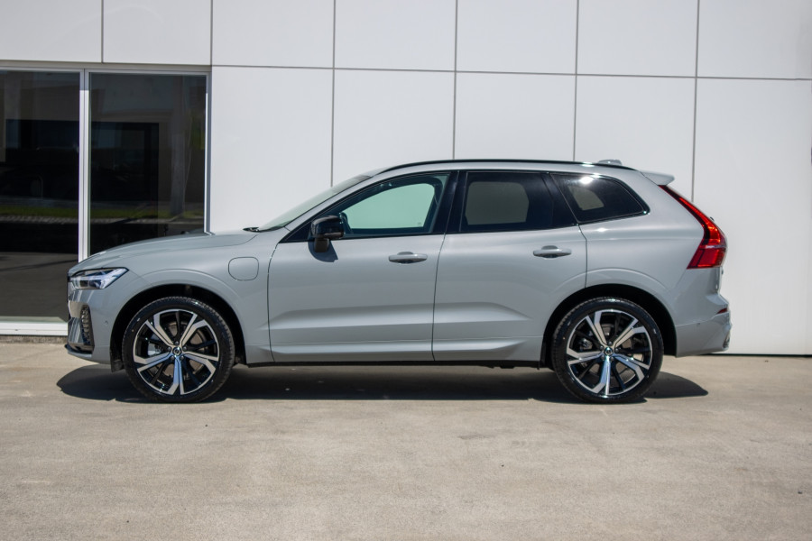 2025 Volvo XC60 UZ Ultra T8 Plug-In Hybrid SUV Image 6