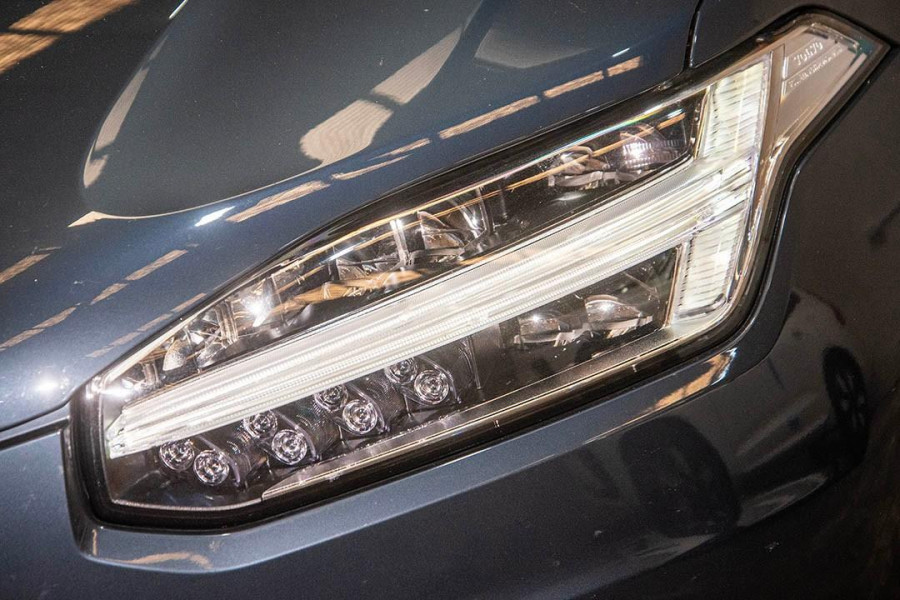 2023 Volvo XC90 L Series Ultimate B6 Bright SUV Image 18