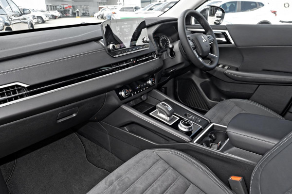 2025 MY24 Mitsubishi Outlander ZM Aspire SUV Image 7