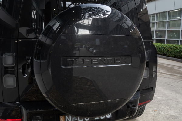2026 Land Rover Defender L663 110 D350 X-Dynamic HSE SUV image 25