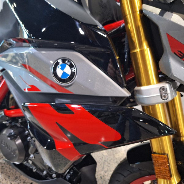 2026 BMW G 310 R G 310 image 13