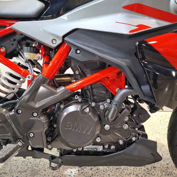 2026 BMW G 310 R G 310 image 14