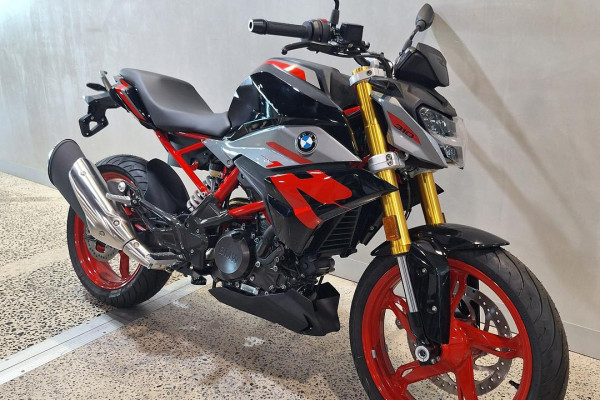 2026 BMW G 310 R G 310