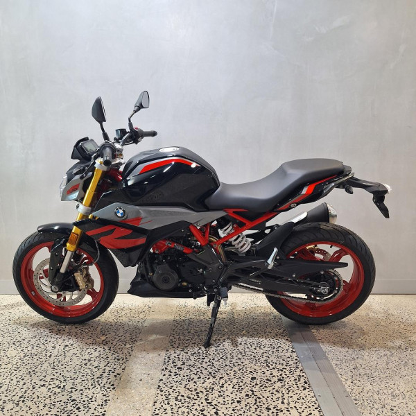 2026 BMW G 310 R G 310 image 4