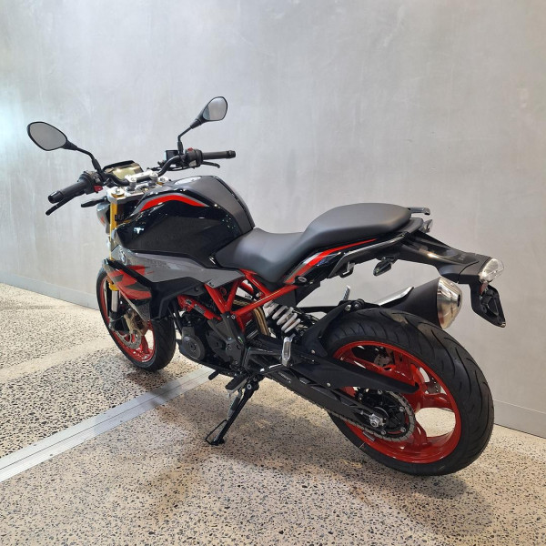 2026 BMW G 310 R G 310 image 6