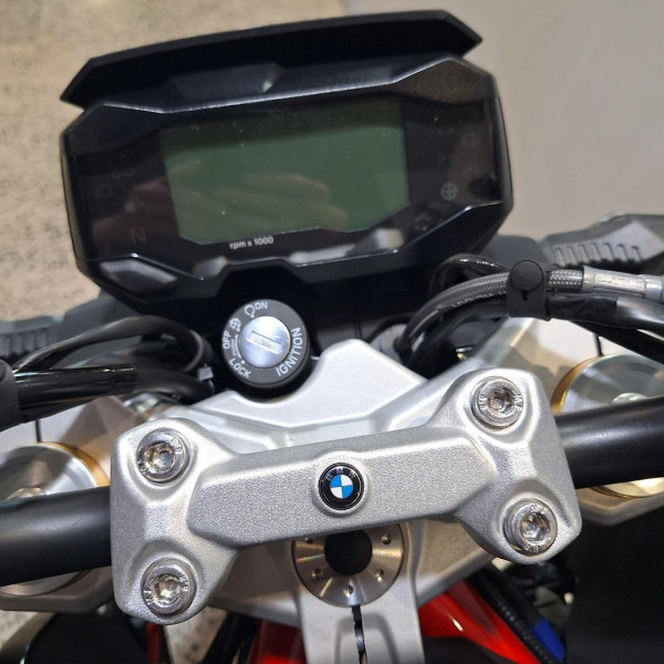 2026 BMW G 310 R G 310 image 8