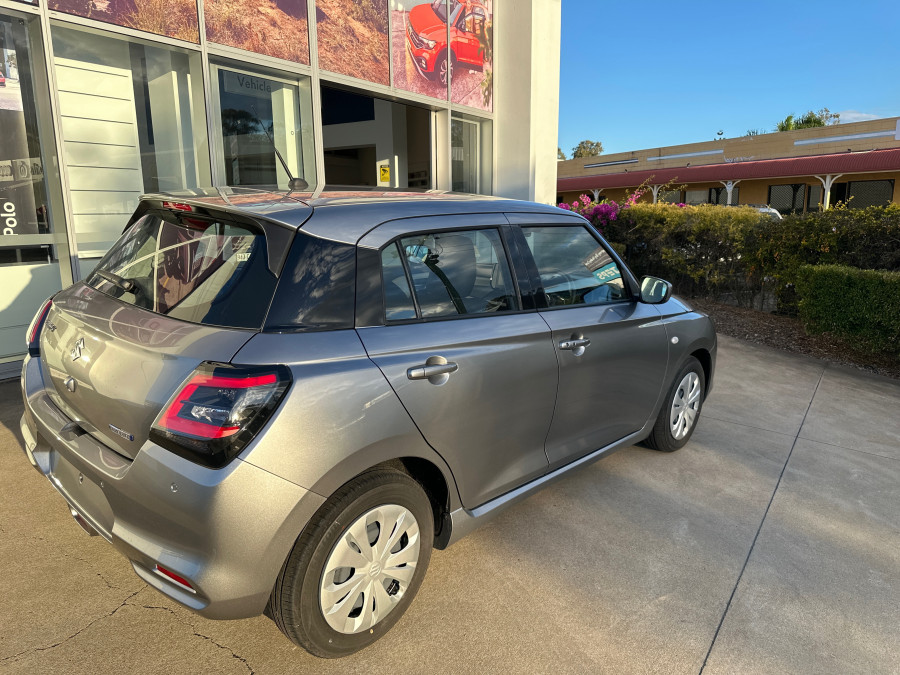 2025 Suzuki Swift Hybrid UZ Hybrid Hatch Image 3