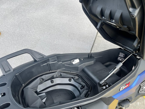 2025 BMW C 400 X ion C 400 image 19