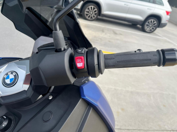 2025 BMW C 400 X ion C 400 image 6