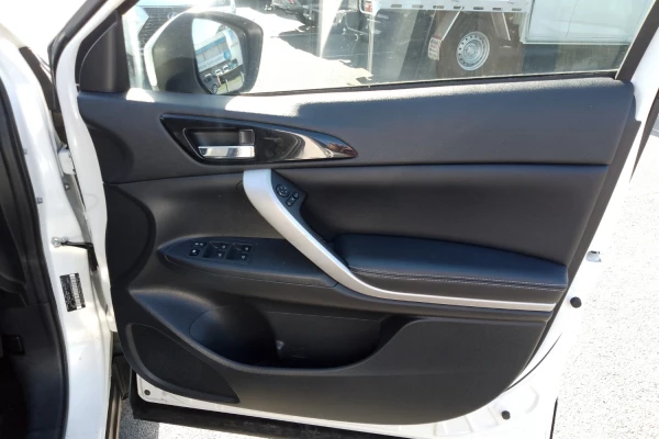 2021 MY22 Mitsubishi Eclipse Cross YB XLS SUV Image 20