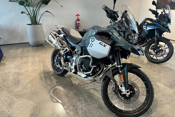 2026 BMW F 900 GS Adventure Ride Pro F 900