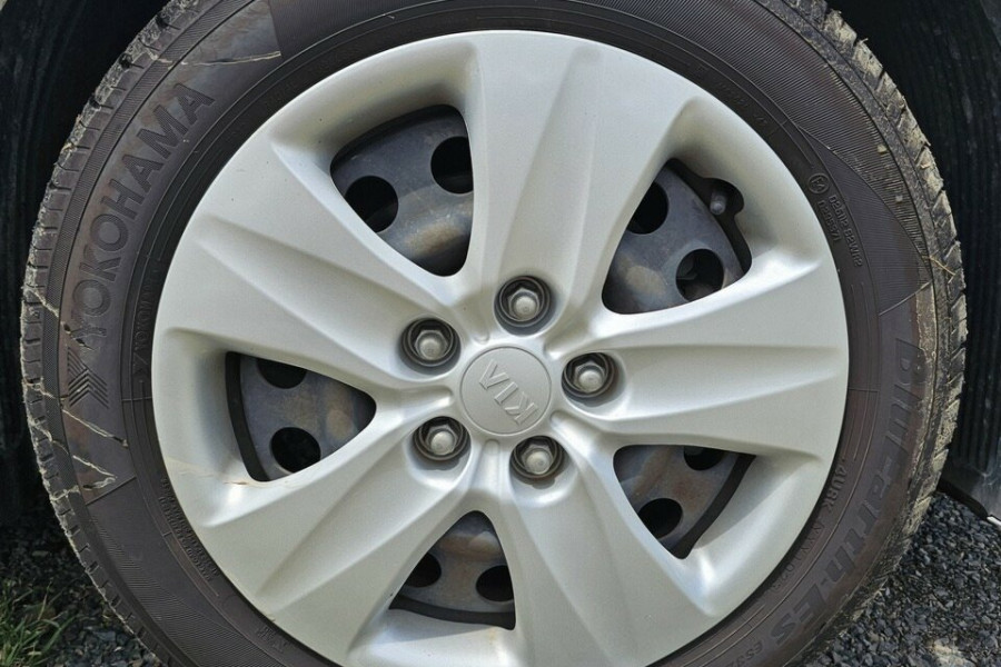 2017 Kia Cerato YD S Sedan Image 11