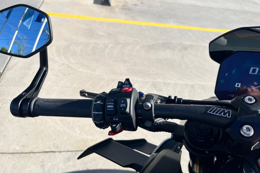 2026 BMW M 1000 R M 1000