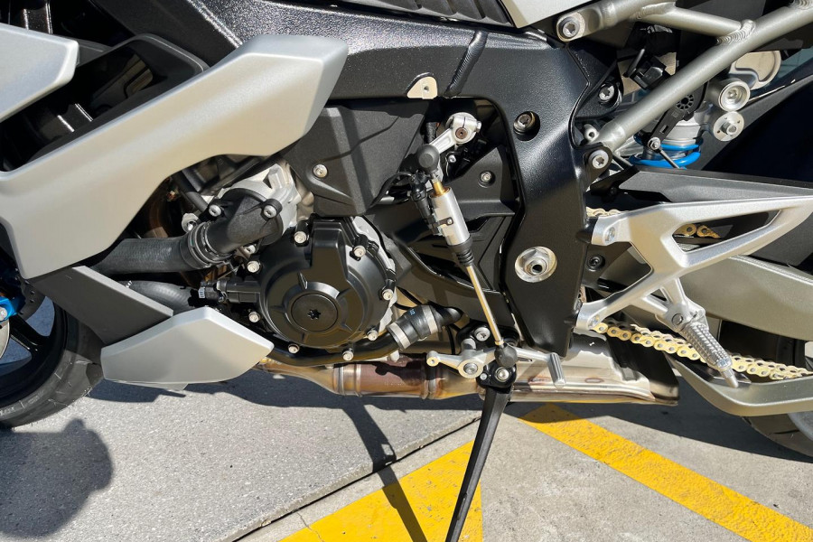 2026 BMW M 1000 R M 1000