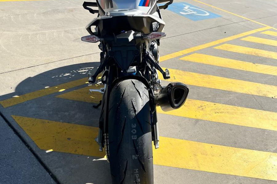 2026 BMW M 1000 R M 1000