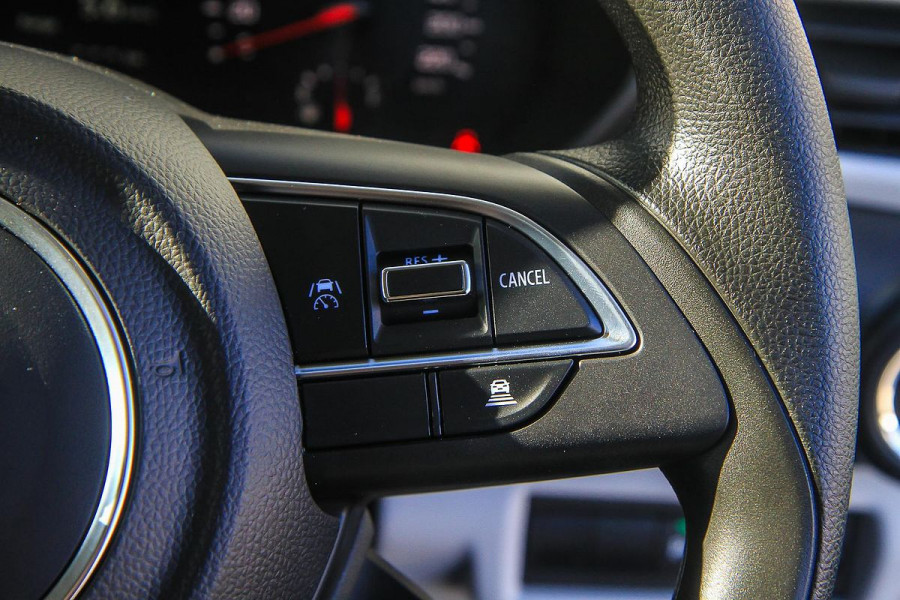 2025 Suzuki Swift UZ Hybrid Hatch Image 12