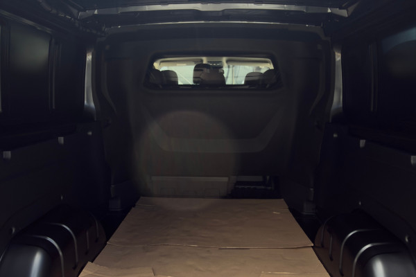 2025 Renault Trafic X82 Crew Lifestyle Van Image 7