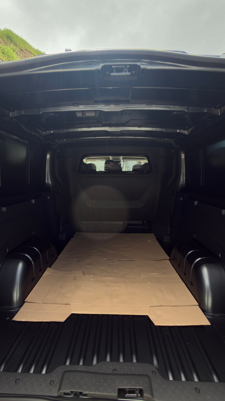 2025 Renault Trafic X82 Crew Lifestyle Van Image 7